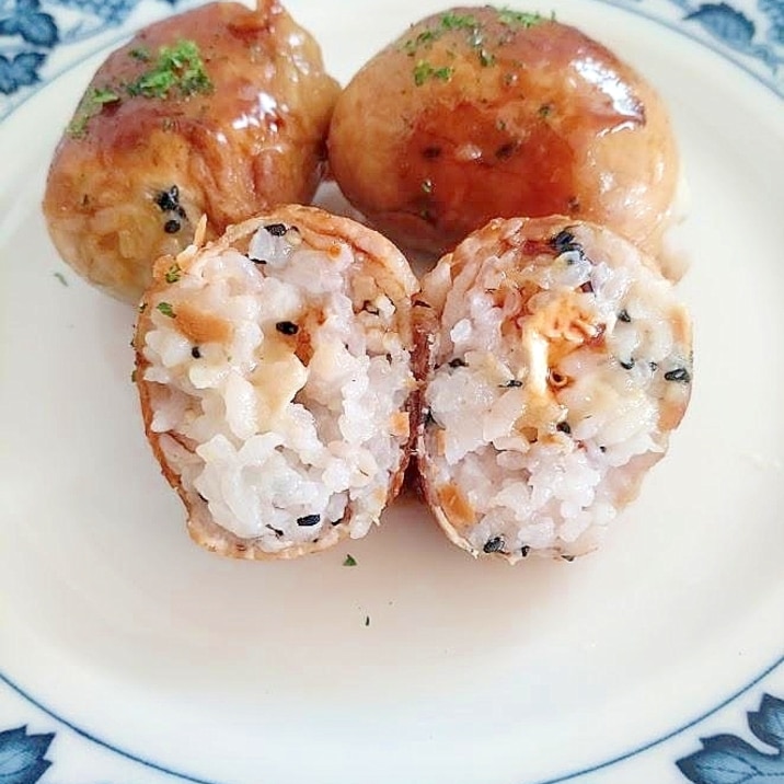 肉巻きチーズおにぎり